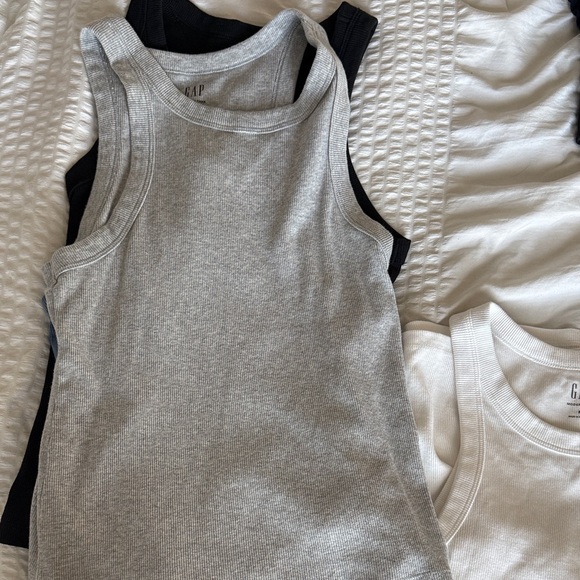 GAP Multi-Color Ribbed Tank Tops - Picture 3 of 5